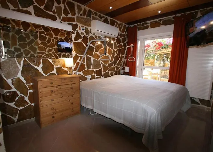 Brownies, Second Holiday home *